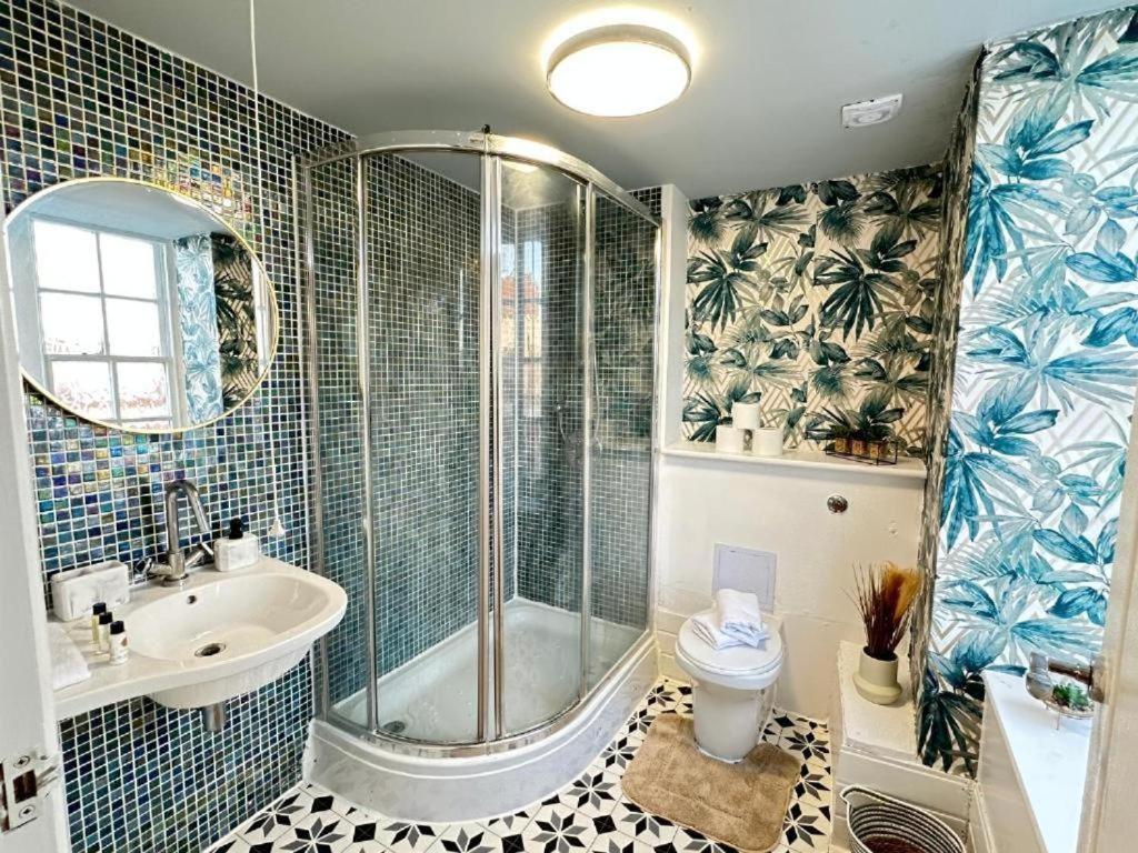 Apartament Three Bedroom Near Hyde Park